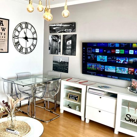 Maravilloso Apartamento Centrico De 70M2, Jardin Propio 40M2 Con Piscina Para Ninos Y Parking Opcional Malaga Luaran gambar
