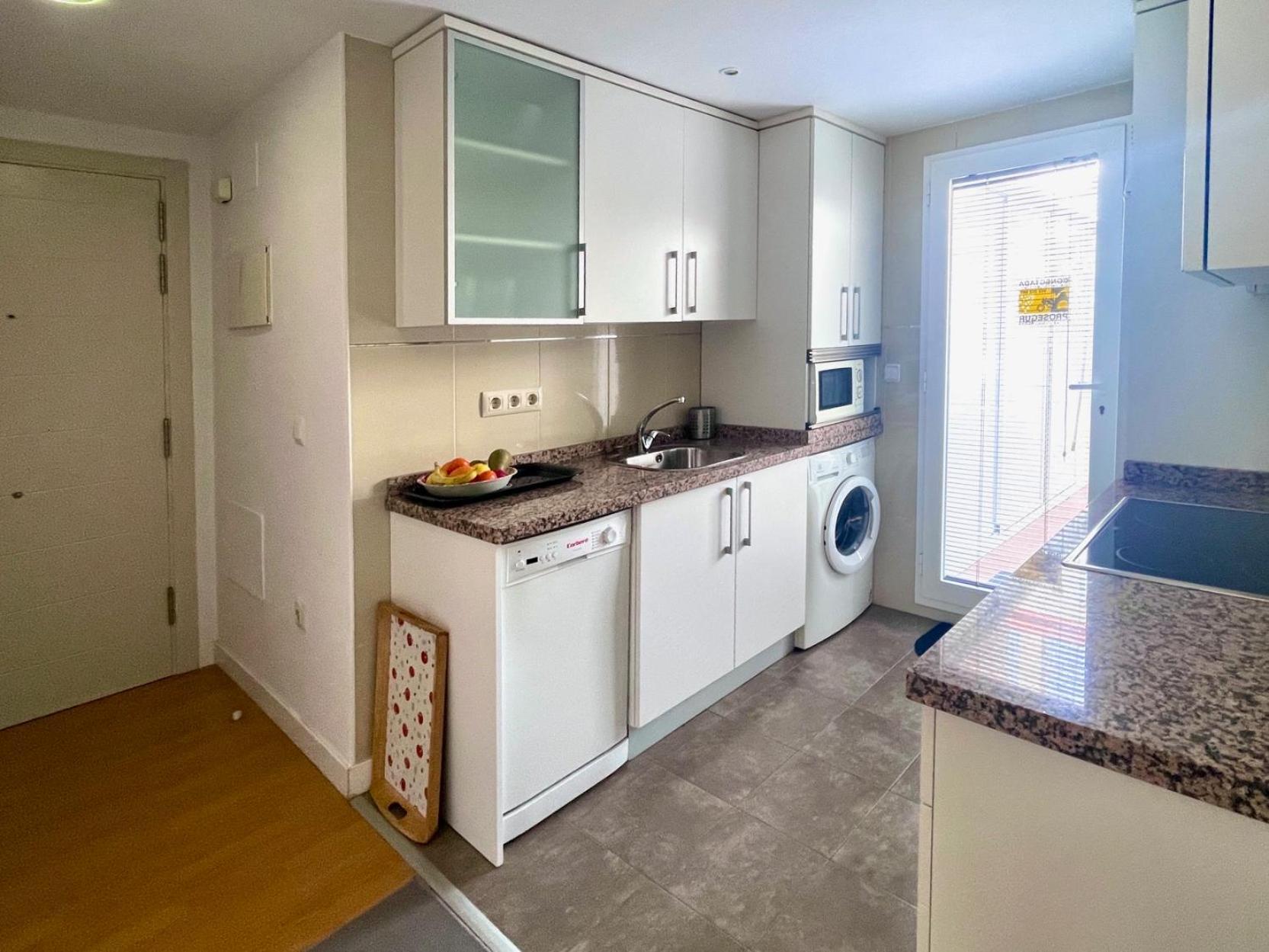 Maravilloso Apartamento Centrico De 70M2, Jardin Propio 40M2 Con Piscina Para Ninos Y Parking Opcional Malaga Luaran gambar